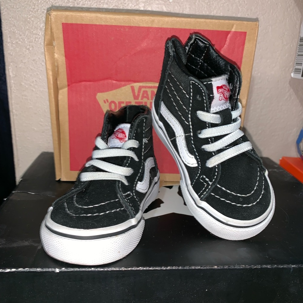 Toddler shoes